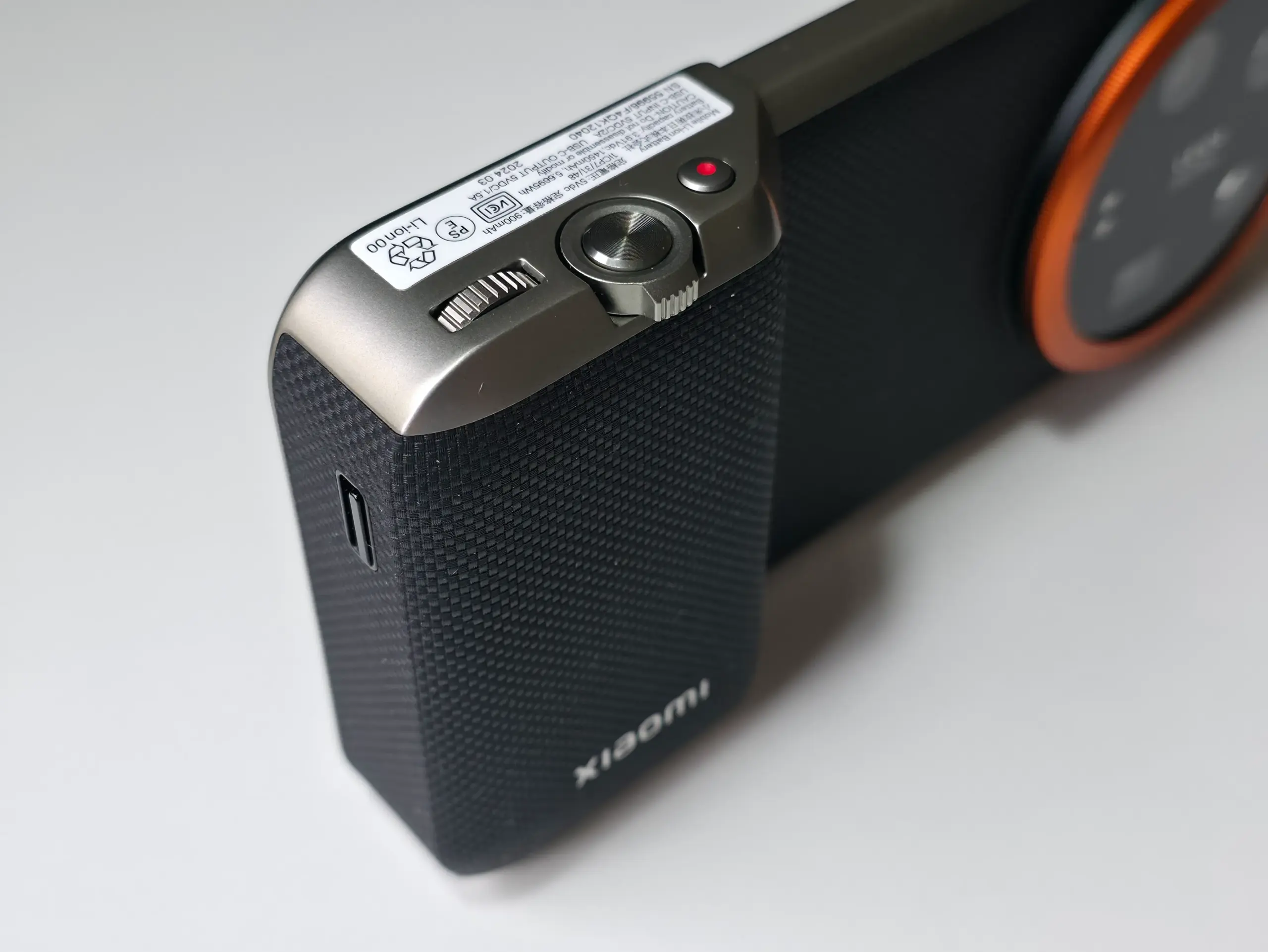 Xiaomi 14 Ultra 本体 カメラレンズキット付き Xiaomi 14 Ultra Photography Kit. - Xiaomi Japan
